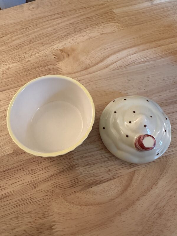 ceramic cupcake candy dish